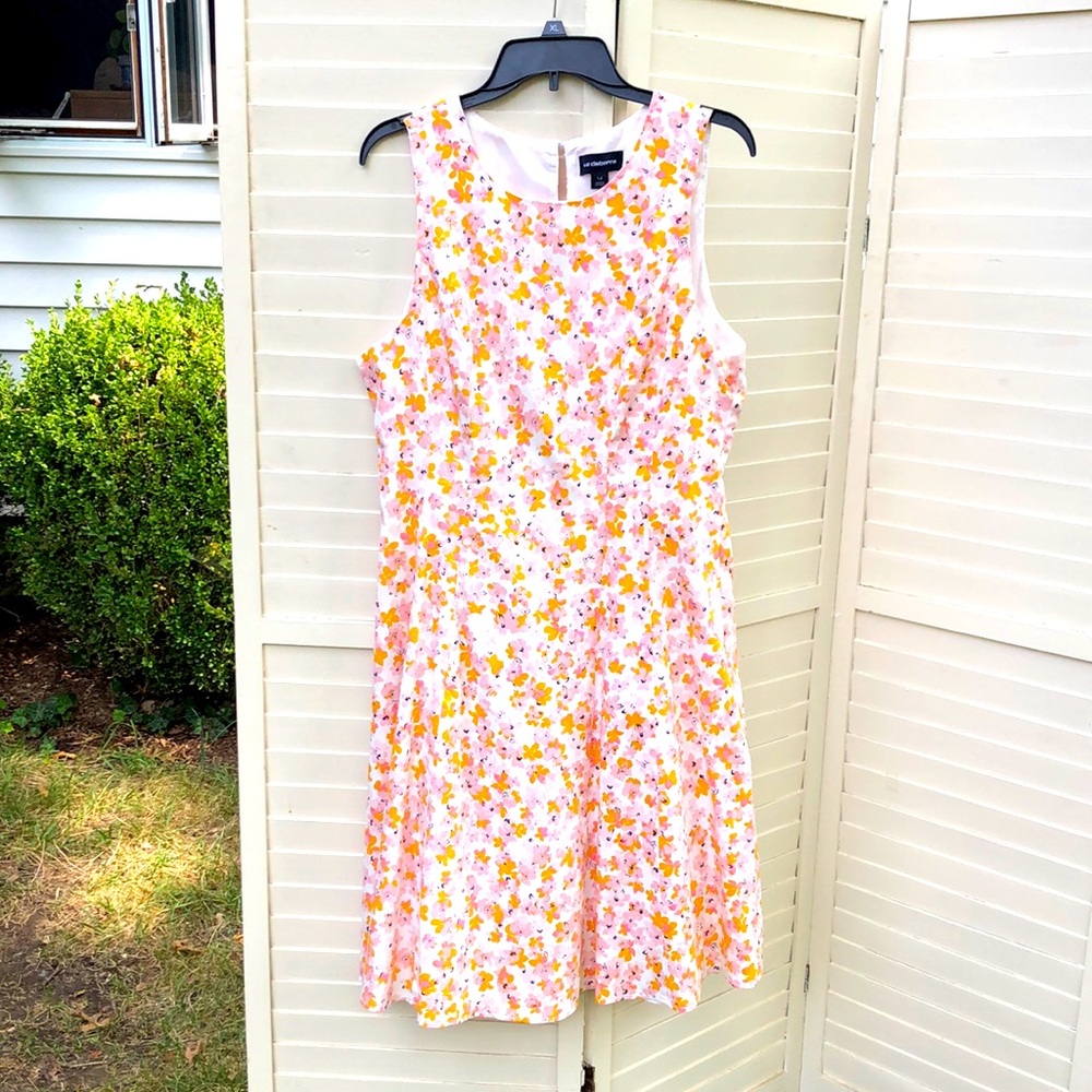 Liz Claiborne sheath dress pretty pink flowers with crinoline lining Size 14